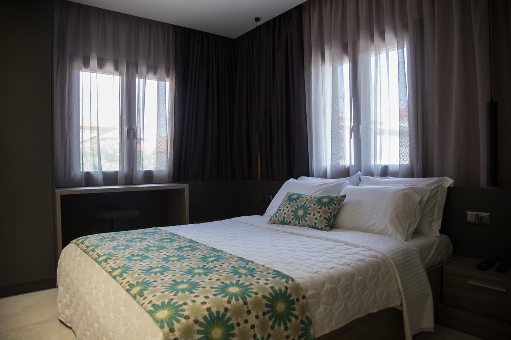 B. U. Luxury Apartment